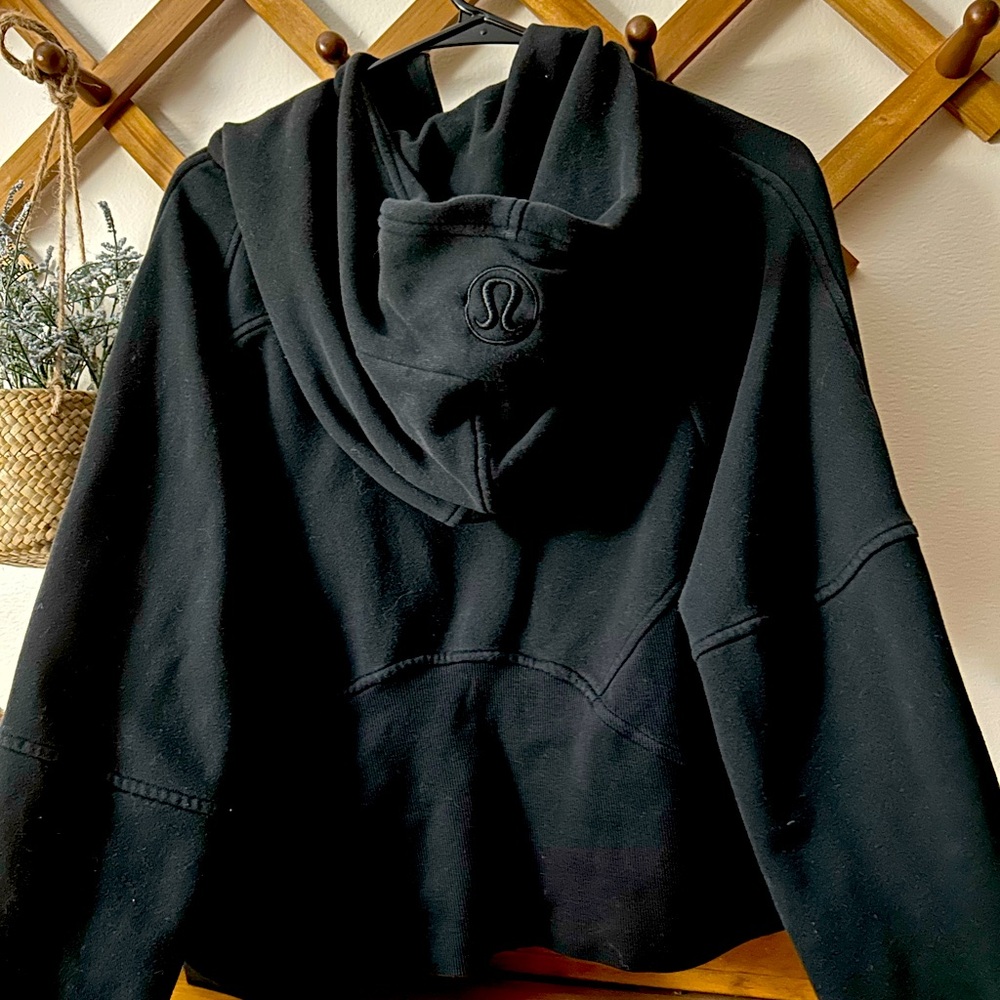 Lululemon scuba half zip up